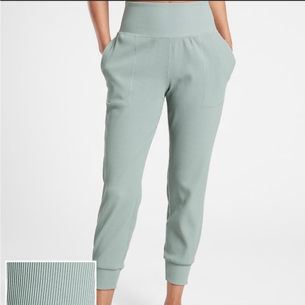 Athleta Salutation Rib Jogger Small Petite NWT